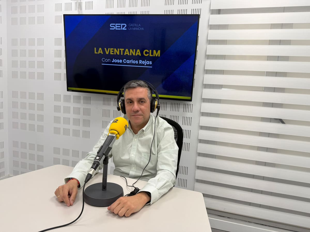 Javier Ortega, secretario regional de CCOO: "Hoy en día el tiempo es muchas veces más importante que el salario"