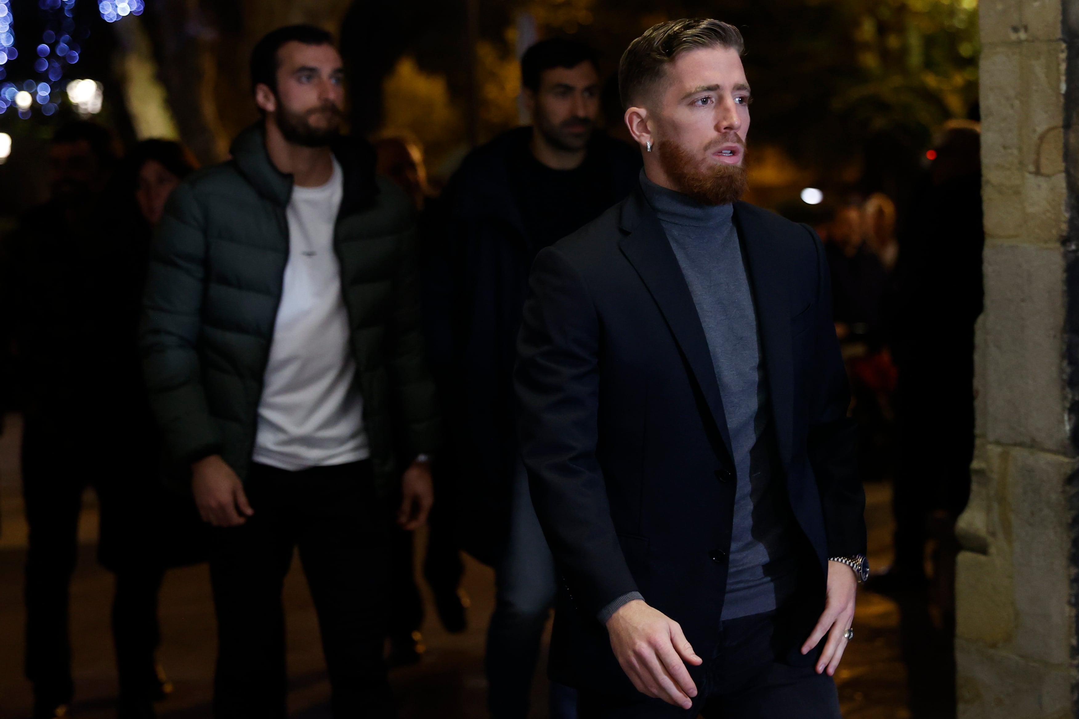 El capitán del Athletic, Iker Muniain, acudió al funeral por el exjugador del Athletic Club Txetxu Rojo