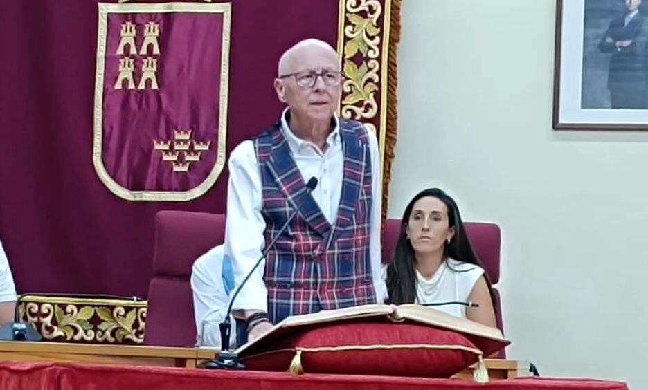 Francisco Guillem durante su toma de posesión como concejal del PSOE en la actual legislatura