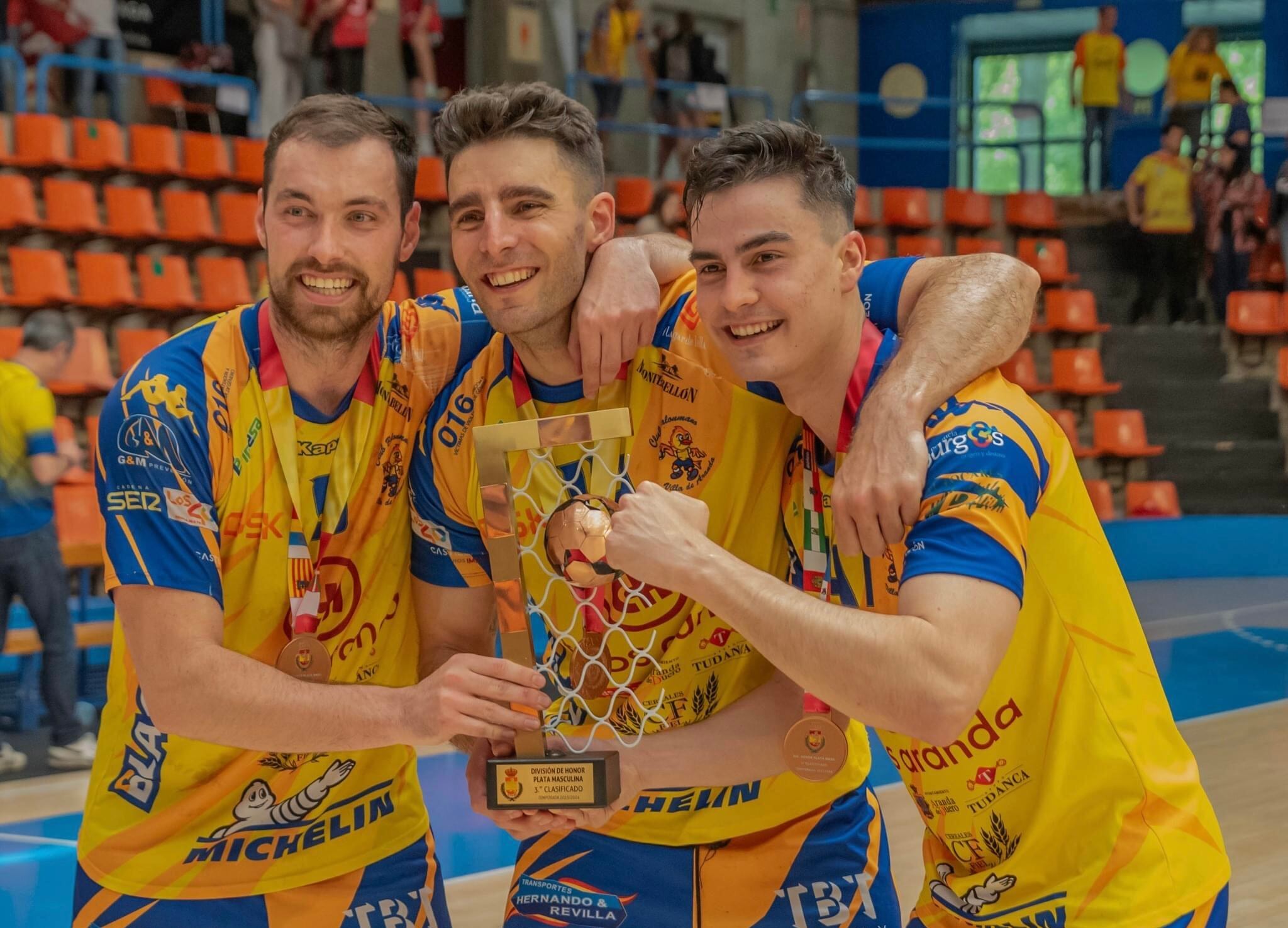 Pinillos, Dalmau y Tamayo mantienen una gran amistad desde antes de coincidir en el Villa de Aranda