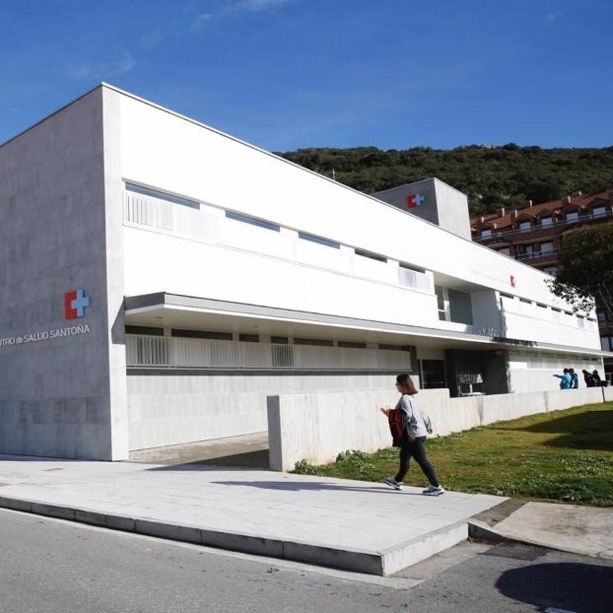 Los ciudadanos le ponen una nota de 6,8 al sistema de salud público de Cantabria