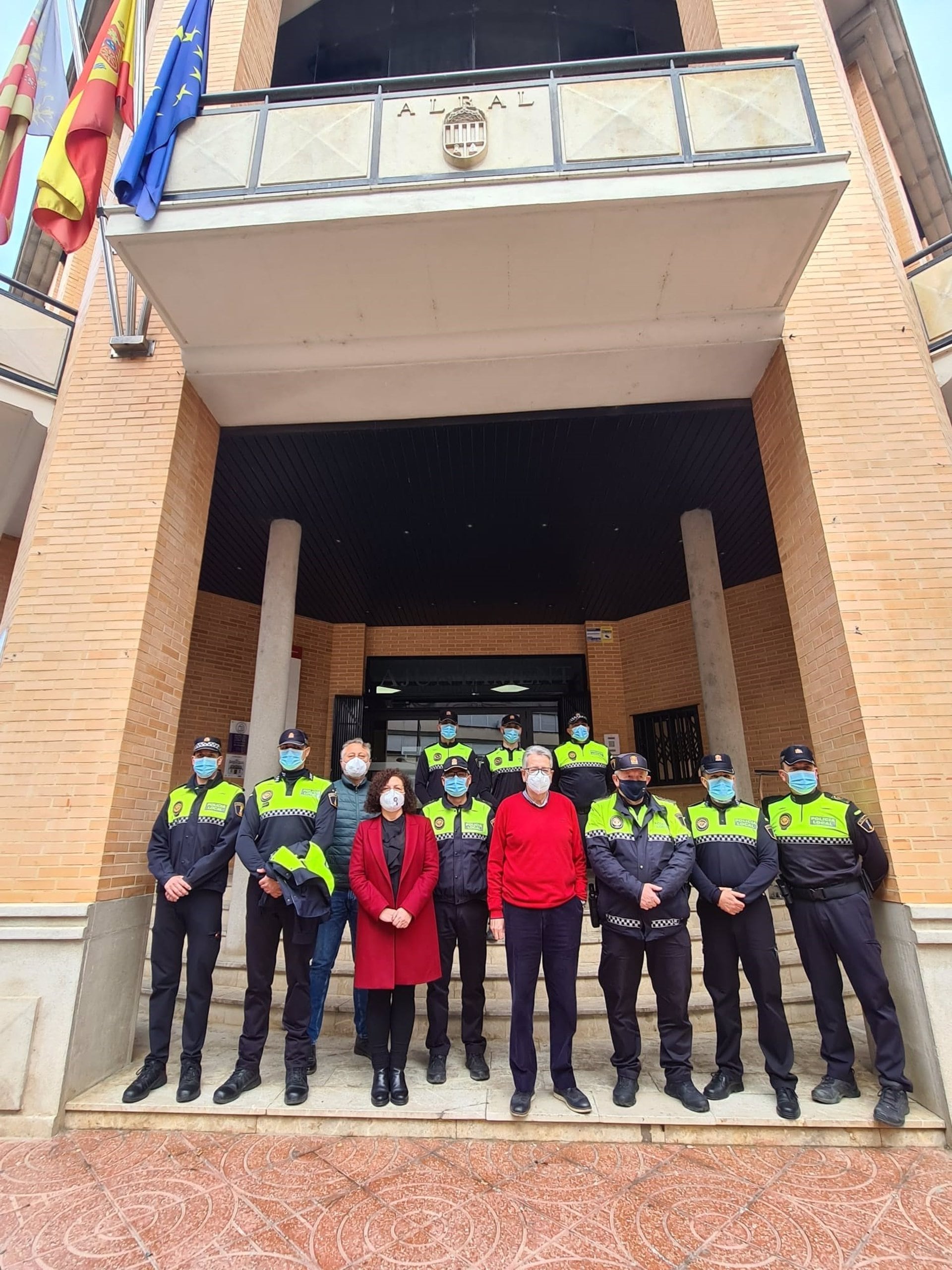 14-03-2022 Policóa Local de Albal.

La Policía Local de Albal (Valencia) ha multado a un segundo putero en menos de un mes, con una sanción administrativa de 800 euros, tras sorprenderlo manteniendo relaciones sexuales en una furgoneta.

COMUNIDAD VALENCIANA ESPAÑA EUROPA VALENCIA SOCIEDAD
AYUNTAMIENTO DE ALBAL
