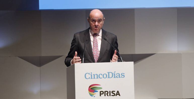  Luis de Guindos, ministro de Economía, Industria y Competitividad