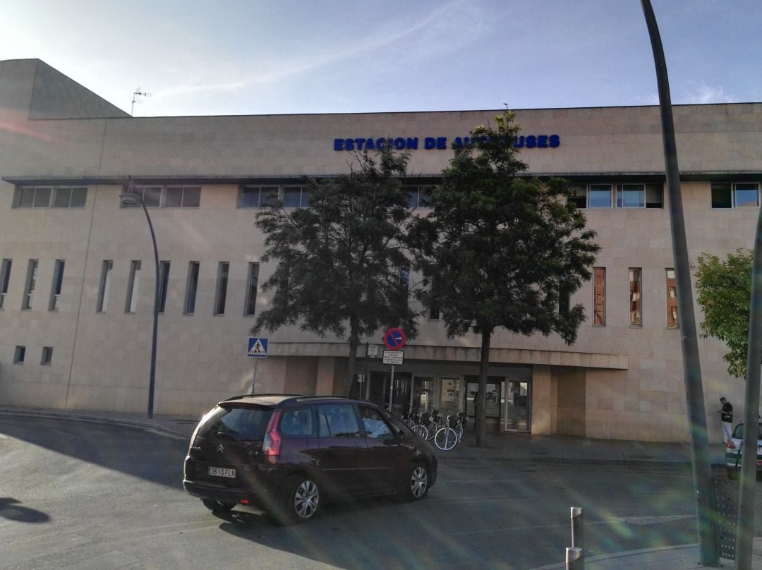 Fachada de la Estación de Autobuses de Jerez