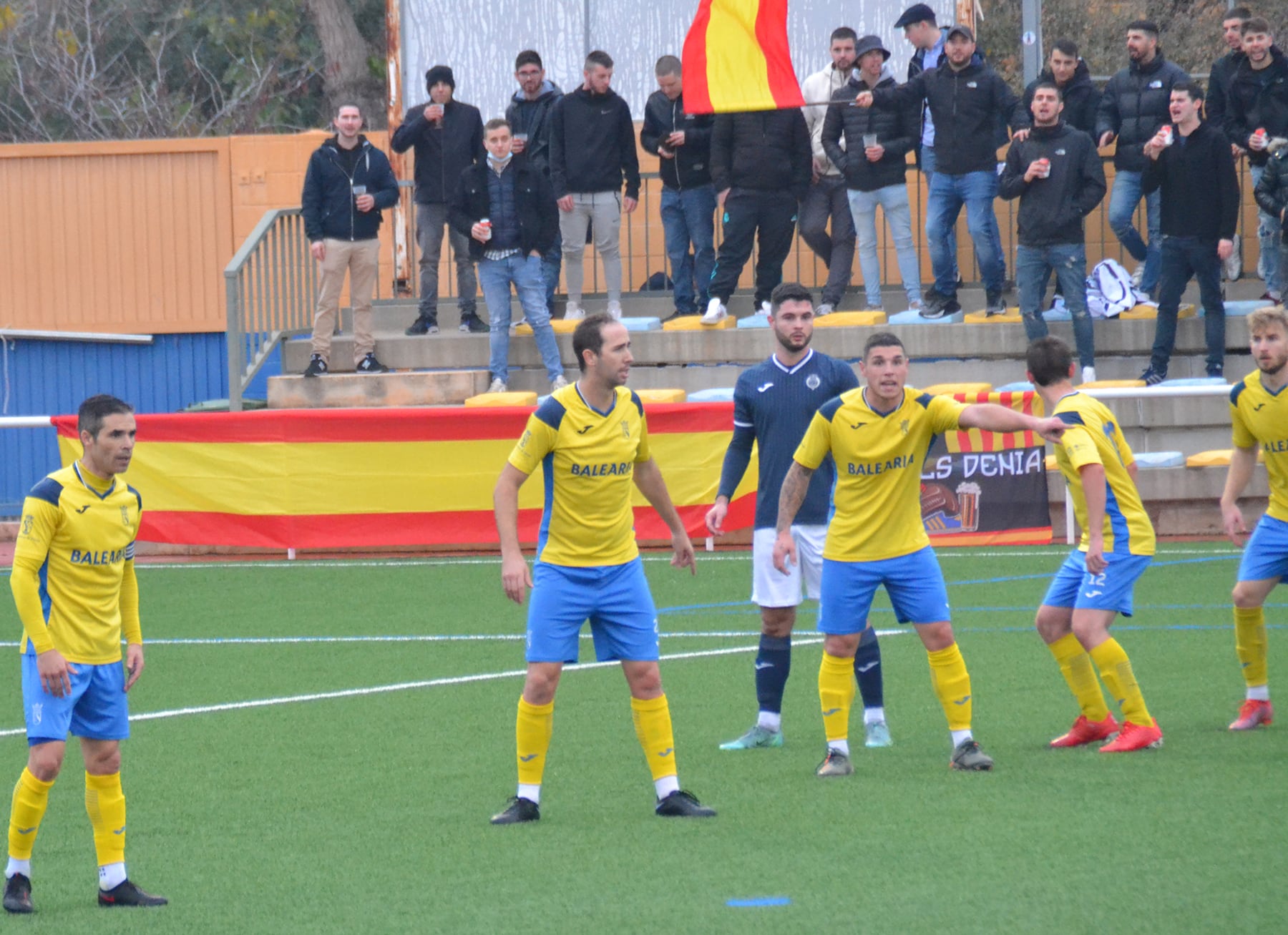 Grupo &quot;Ultra&quot; del CD Dénia en el choque ante el CF Gandía.