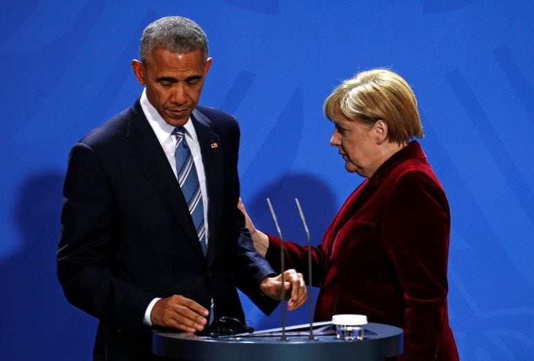  El presidente de Estados Unidos y la canciller alemana durante la rueda de prensa que han celebrado en Berlin. 