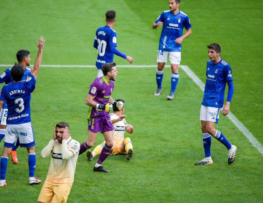 Femenías en partido oficial.