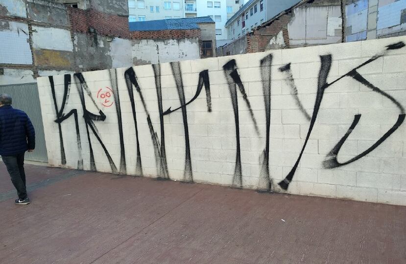 Una de las pintadas