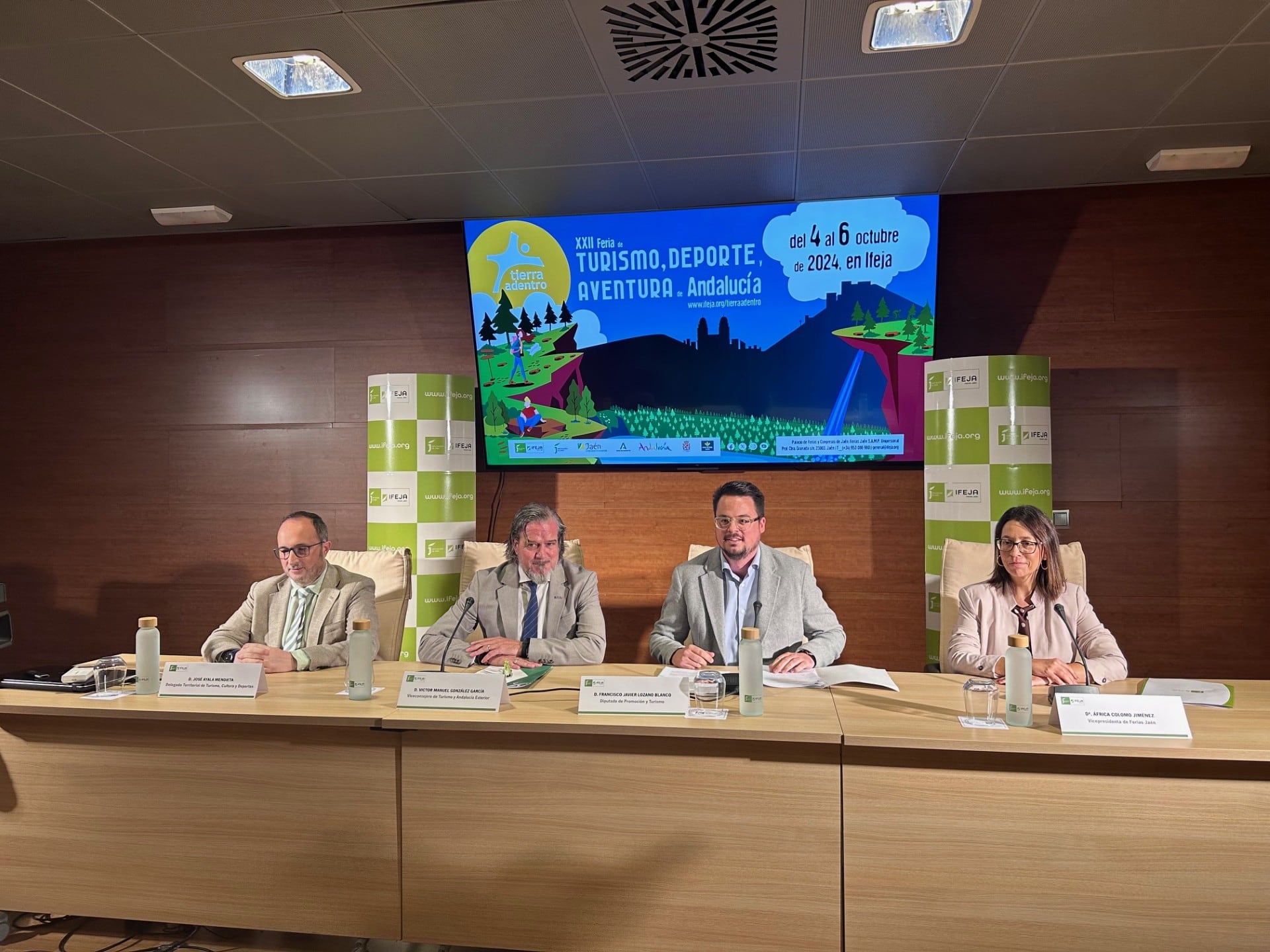 Presentación de Tierra Adentro 2024.