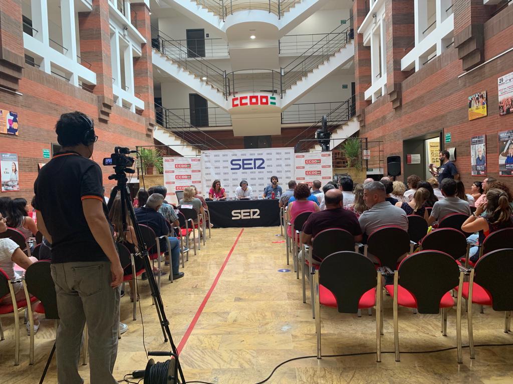 Imagen del programa Hoy por Hoy Sevilla desde la sede de CCOO