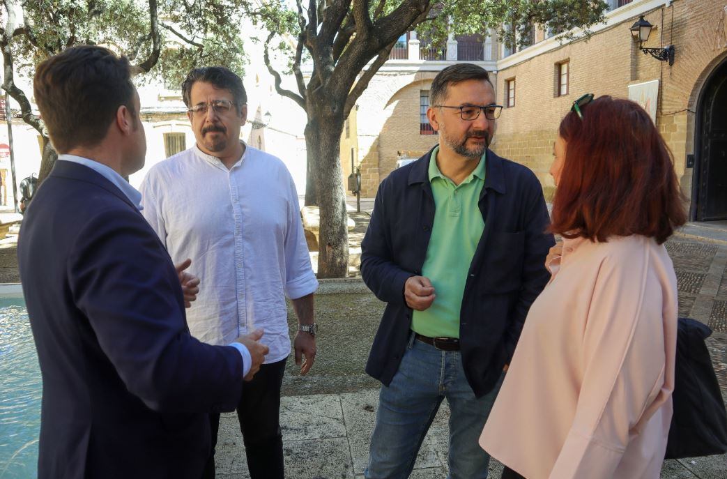 Representantes de Vox en su comparecencia en Huesca