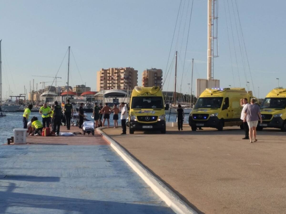 En estado grave el menor de 9 años herido por la hélice de una embarcación en La Manga