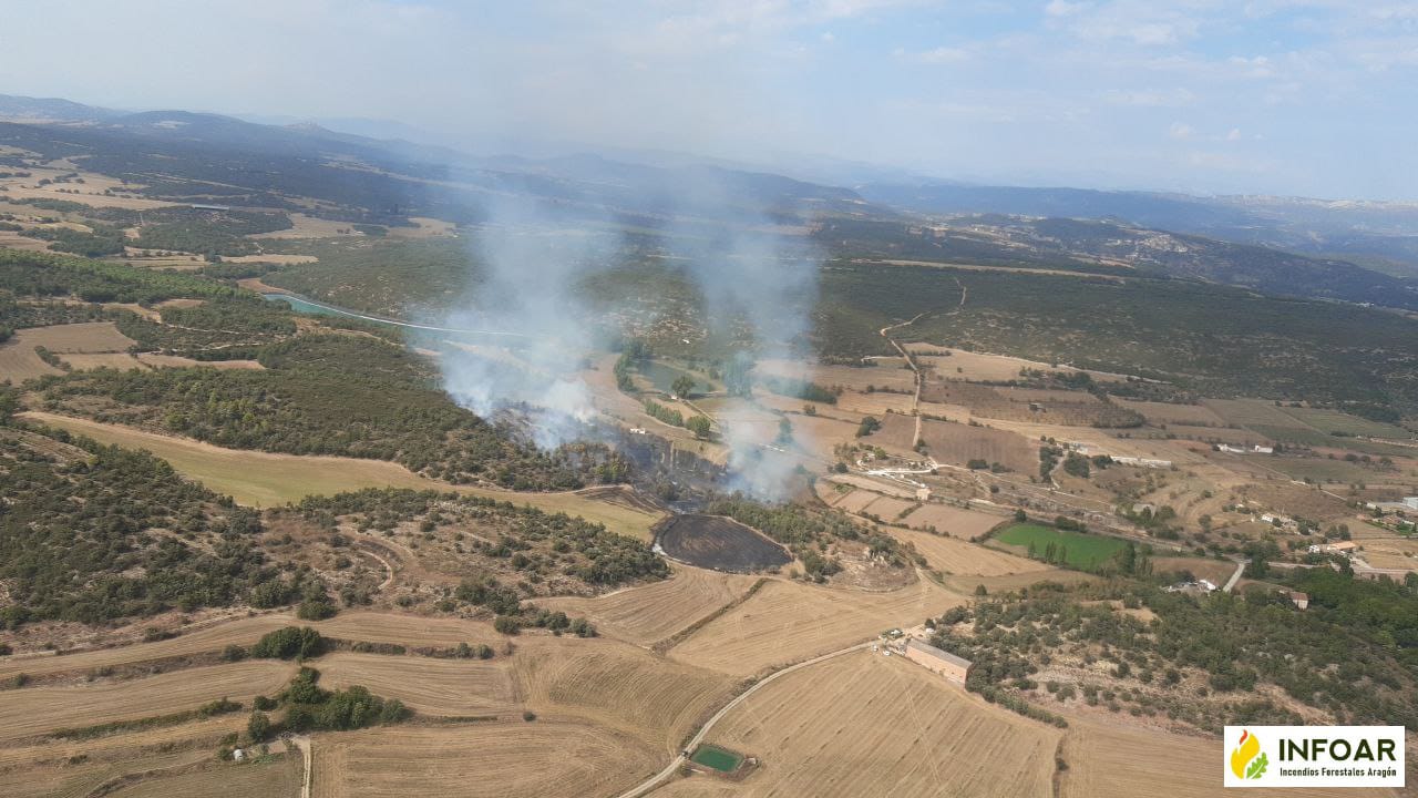 Imagen área del incendio que se ha originado cerca de Camporrells. Foto: Infoar