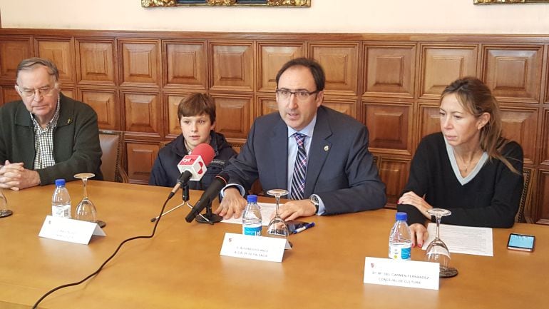 De izquierda a derecha: Jesús Escudero, Raúl Tejido, Alfonso Polanco y Carmen Fernández.