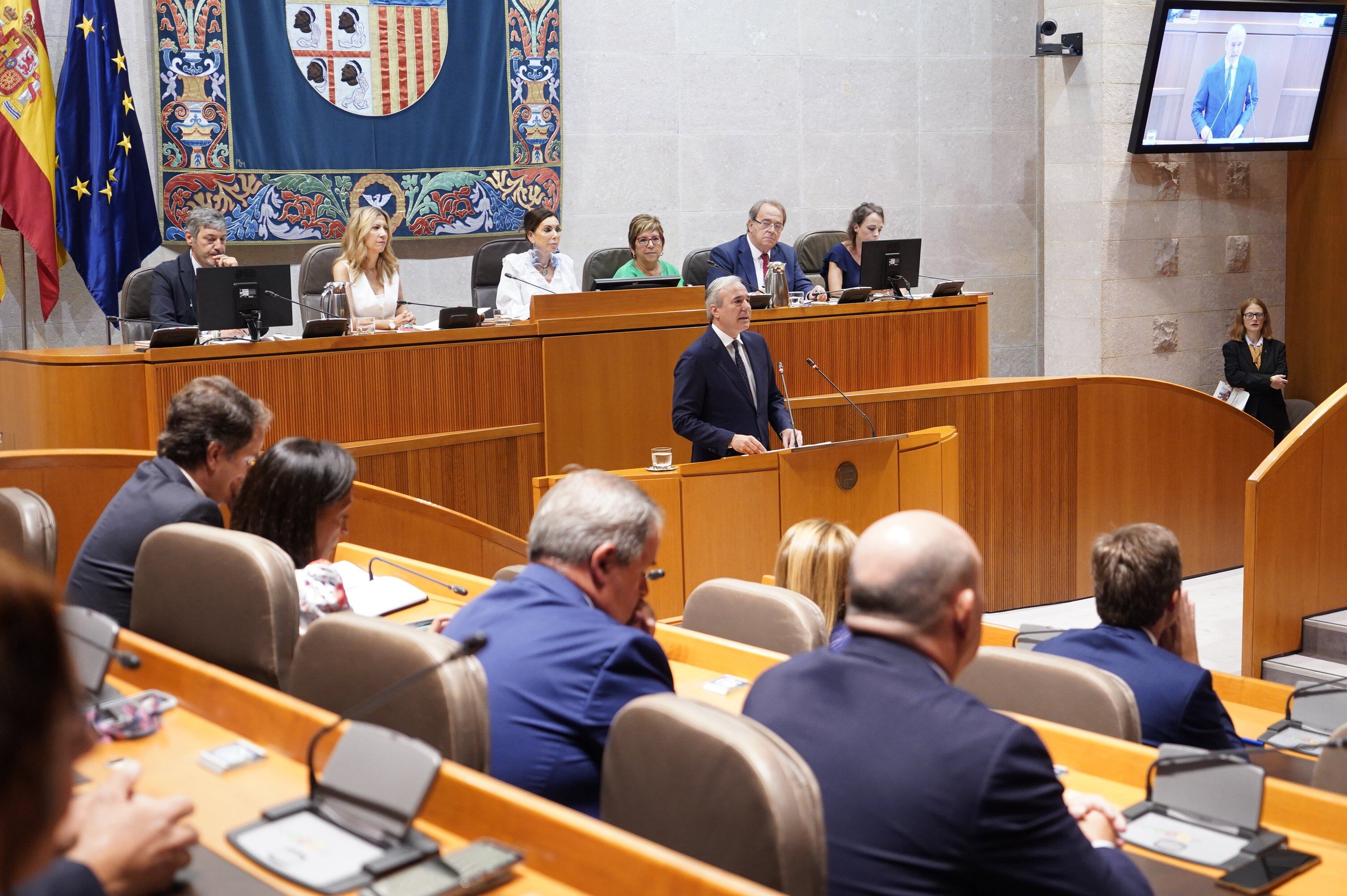 Jorge Azcón, durante su discurso de investidura en las Cortes de Aragón