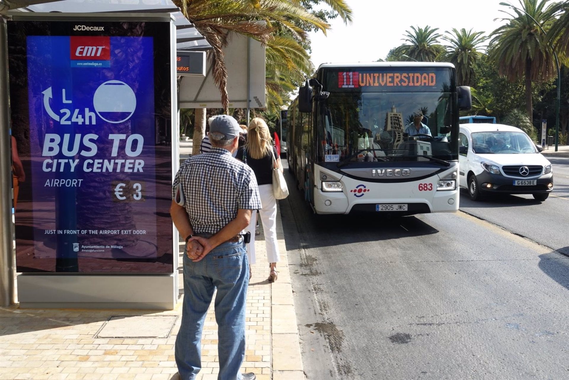 Parada de autobús EMT Málaga