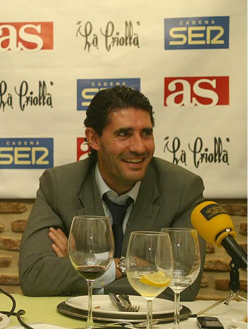 Caminero ha repasado para <b>Cadenaser.com</b> su pasado como futbolista y su presente como director deportivo.