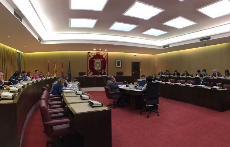 Pleno de presupuestos celebrado el 23 de diciembre de 2016