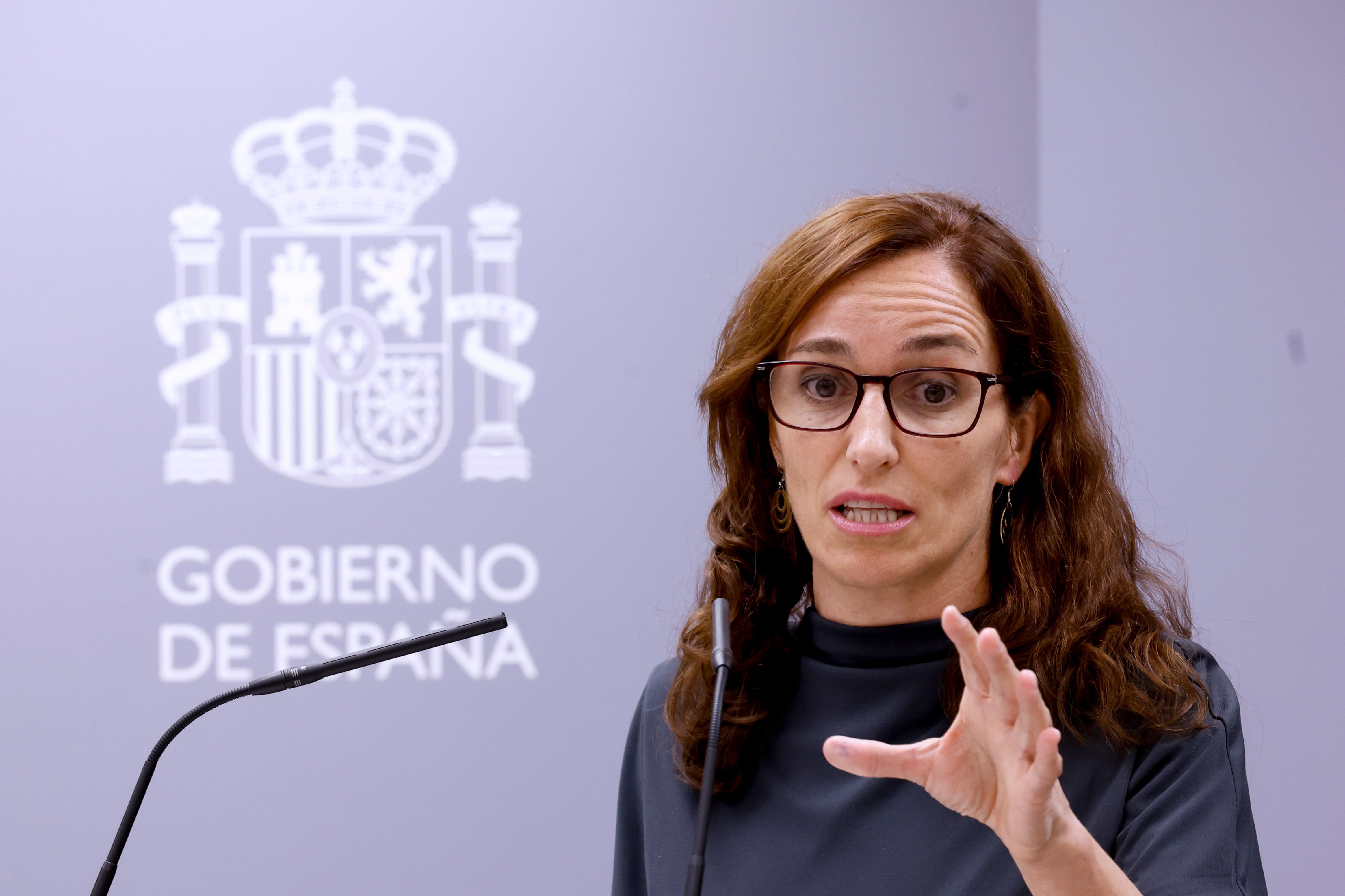 La ministra de Sanidad, Mónica García. EFE/Javier Lizón