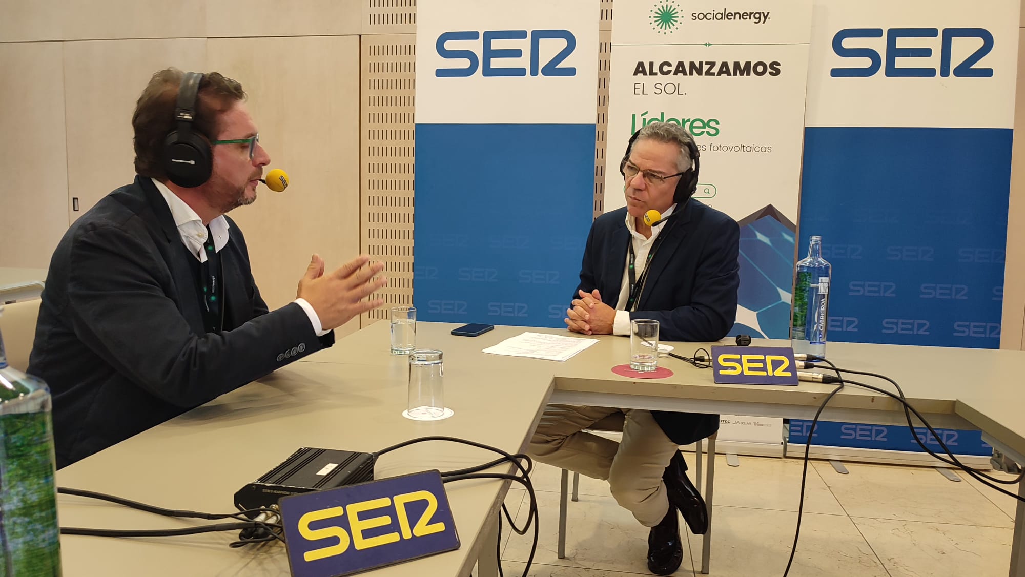 El director técnico de Social Energy, Jose Manuel Rodríguez, junto a Salomón Hachuel