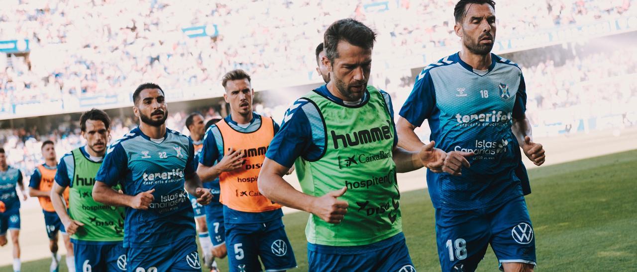 Aitor Sanz y Enric Gallego encabezan la lista de jugadores más veteranos del equipo blanquiazul.