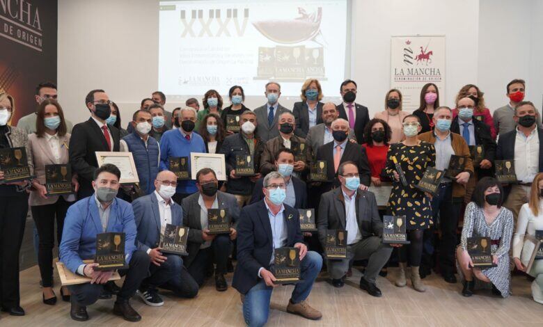 Foto familia Premios a la Calidad de la DO La Mancha