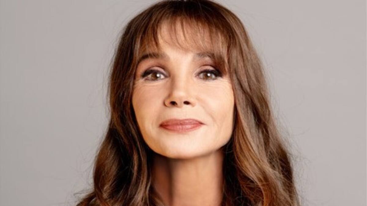 Victoria Abril, premio Luis Buñuel, agradece el galardón mientras recuerda con cariño su rodaje con Carlos Saura