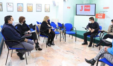 Reunión entre miembros del PSOE y CSIF.