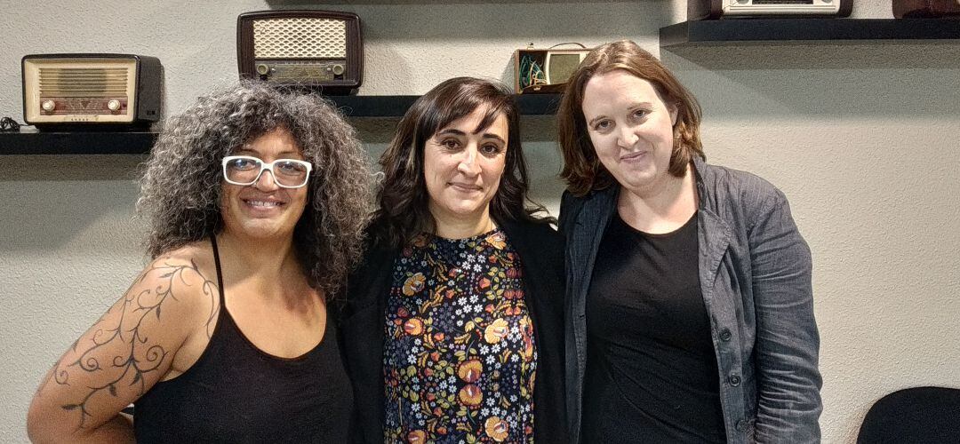 Patricia, Noelia e Isabel del Movimiento por la Dignidad de la Mujer de Alcobendas en la Cadena SER