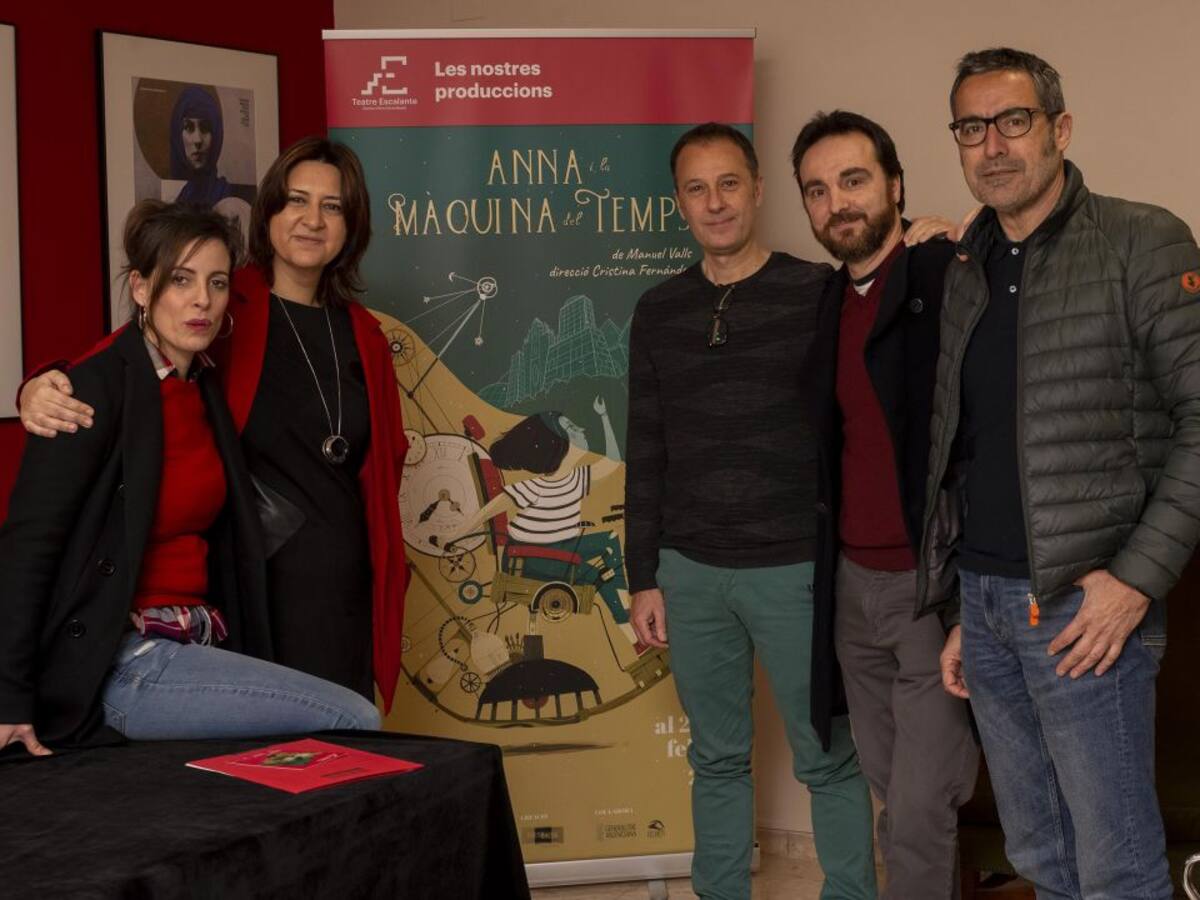 Anna i la màquina del temps