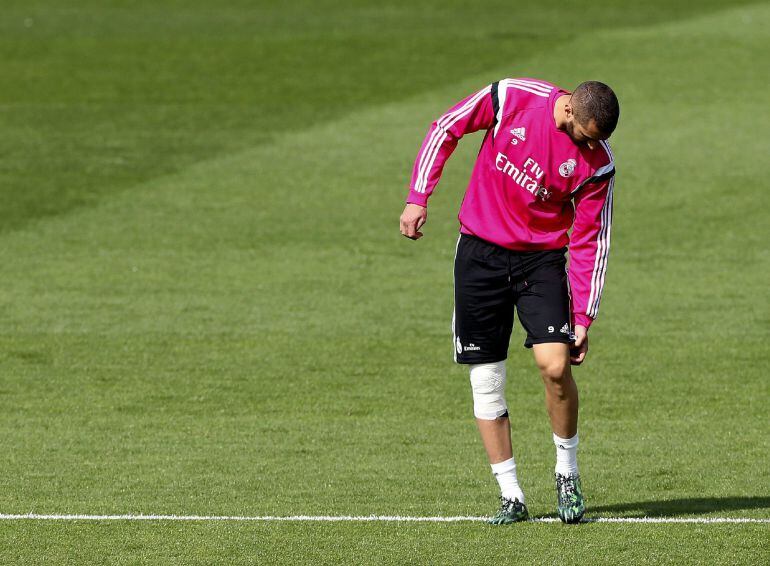 Benzema, durante un entrenamiento con el Real Madrid