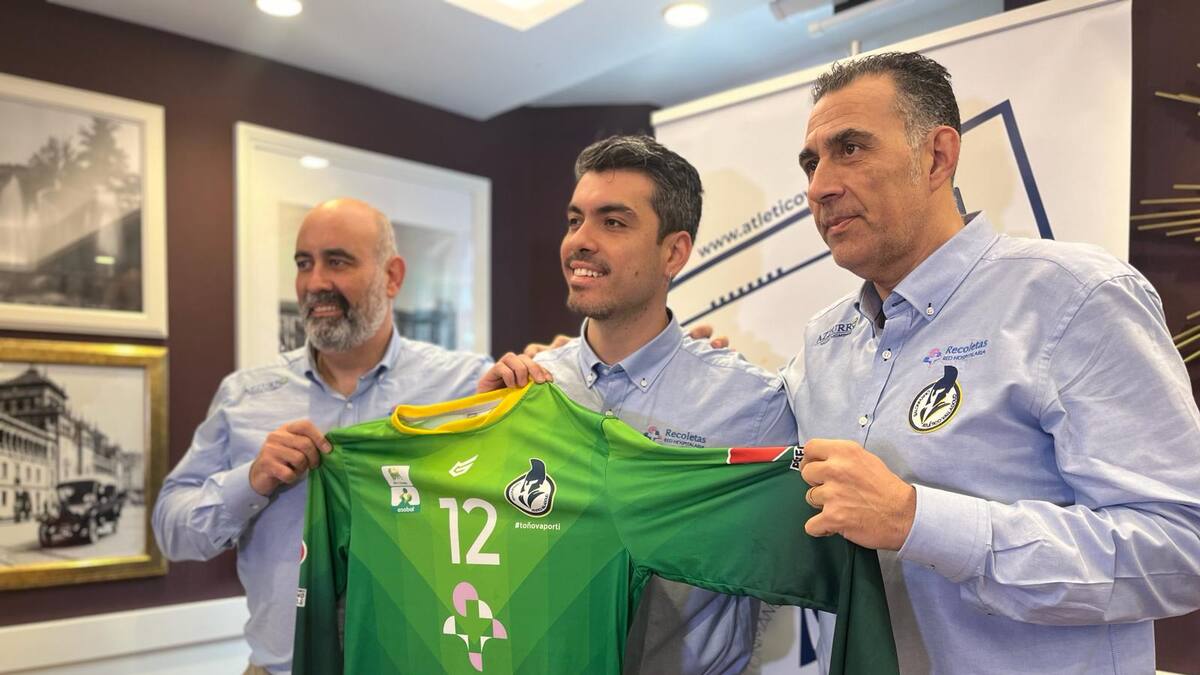 'Pipe' García, presentado como portero del Atlético Valladolid