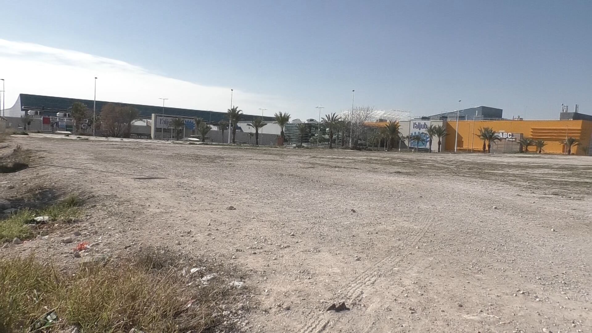 Espacio para el Pabellón de Deportes