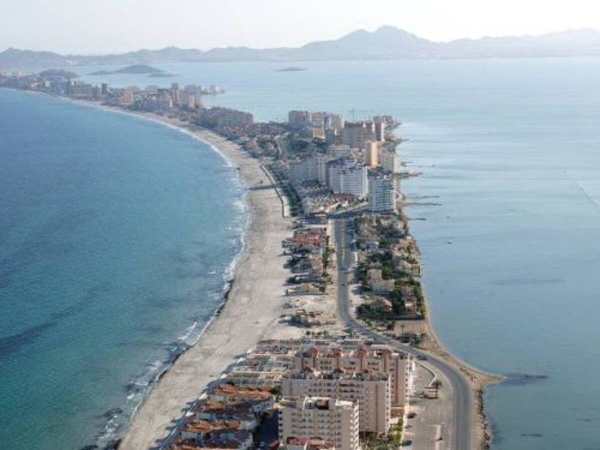 Las últimas mediciones revelan una mayor transparencia del Mar Menor