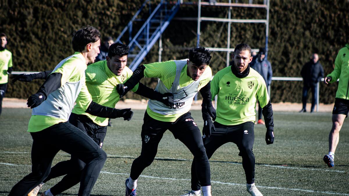 Diego González analiza el partido ante el Almería y la trayectoria de la SD Huesca