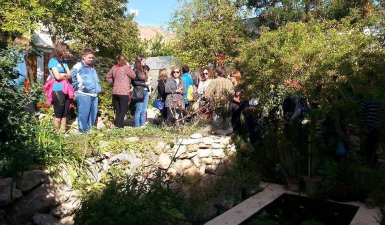 Momento de la visita a las instalaciones del &#039;Huerto de la Cora&#039;