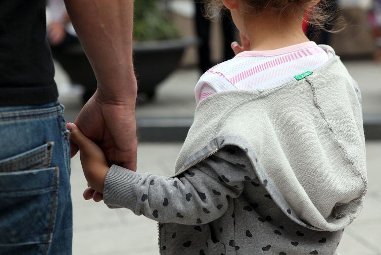 Més d'11.000 infants barcelonins rebran l'ajuda de 100 euros mensuals