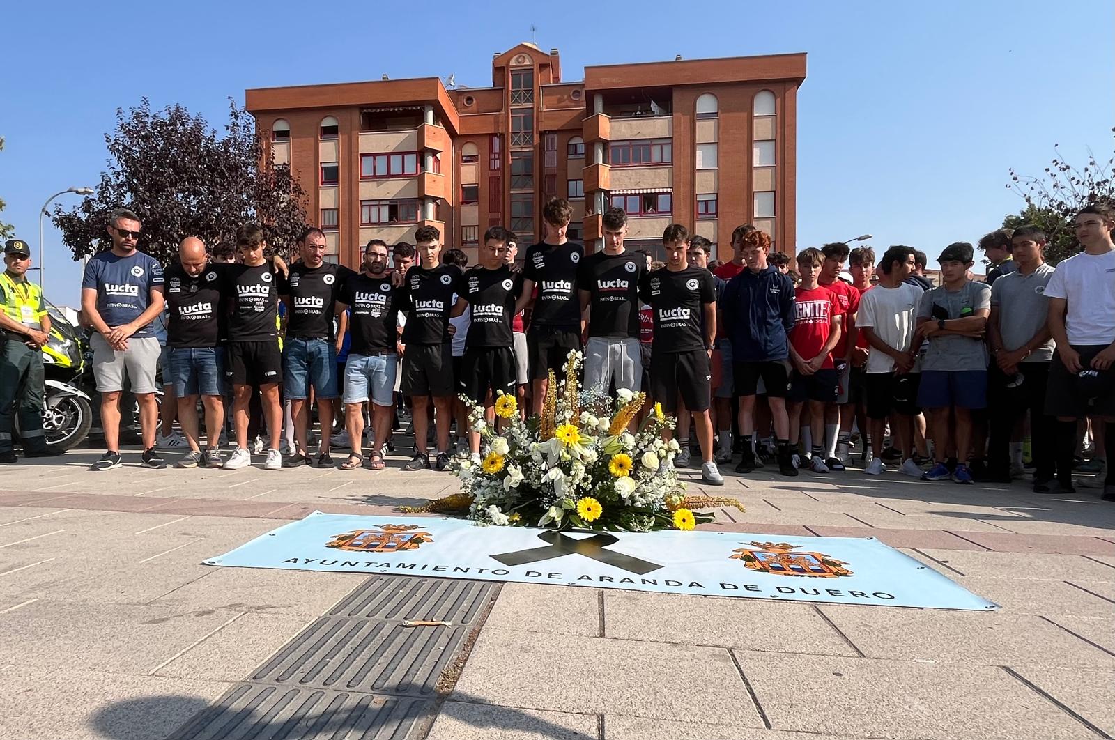 Emoción entre los compañeros de Iván Mélendez Luque, joven ciclista fallecido en la Vuelta Júnior a la Ribera del Duero