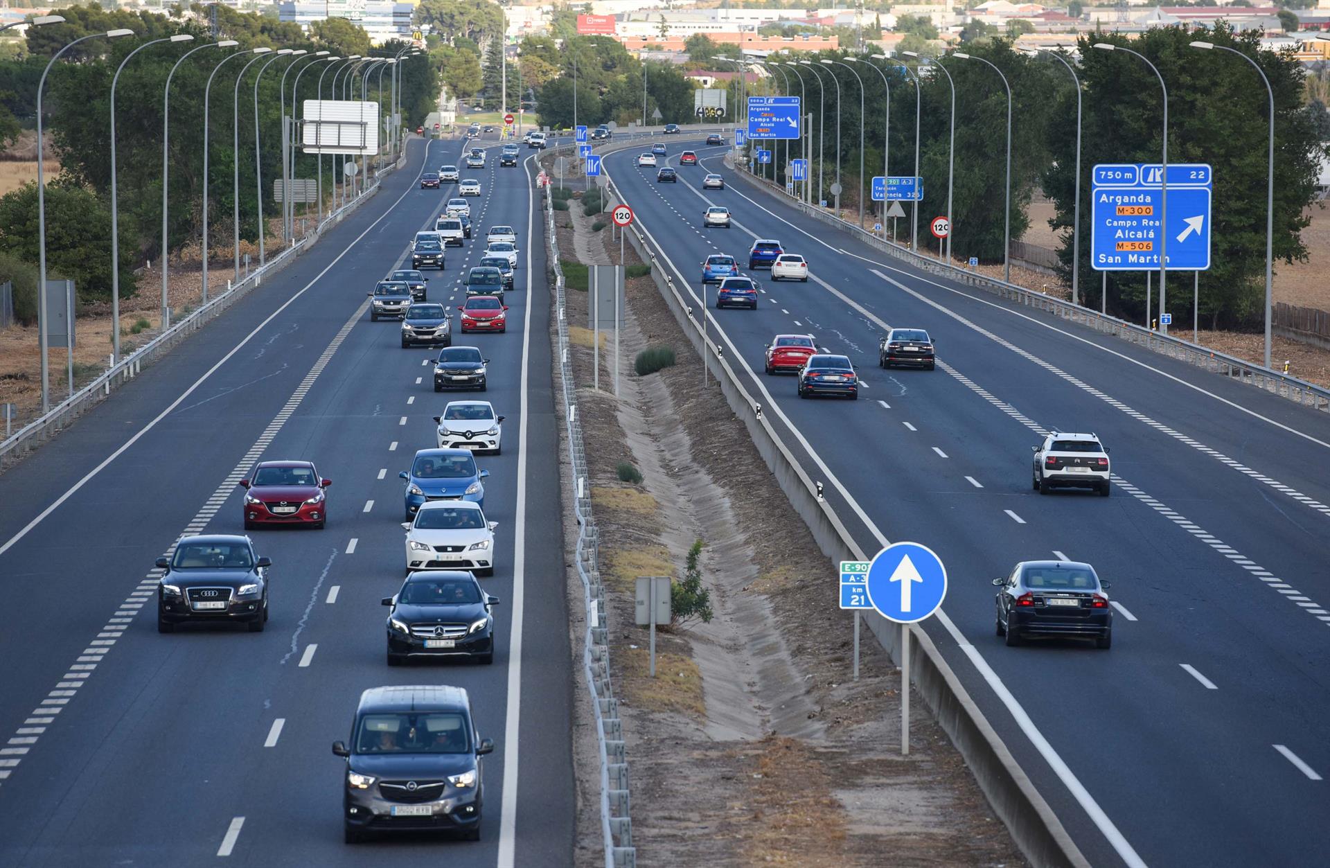 La DGT prevé más de medio millón de desplazamientos en las carreteras valencianas en la operación retorno del verano