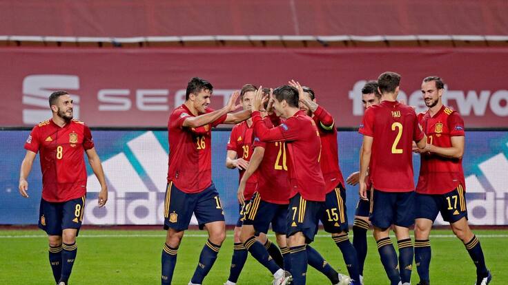 El Sanedrín de El Larguero | Repasamos la victoria de España ante Eslovaquia y el papel de Luis Enrique en el banquillo | Audio | Cadena SER