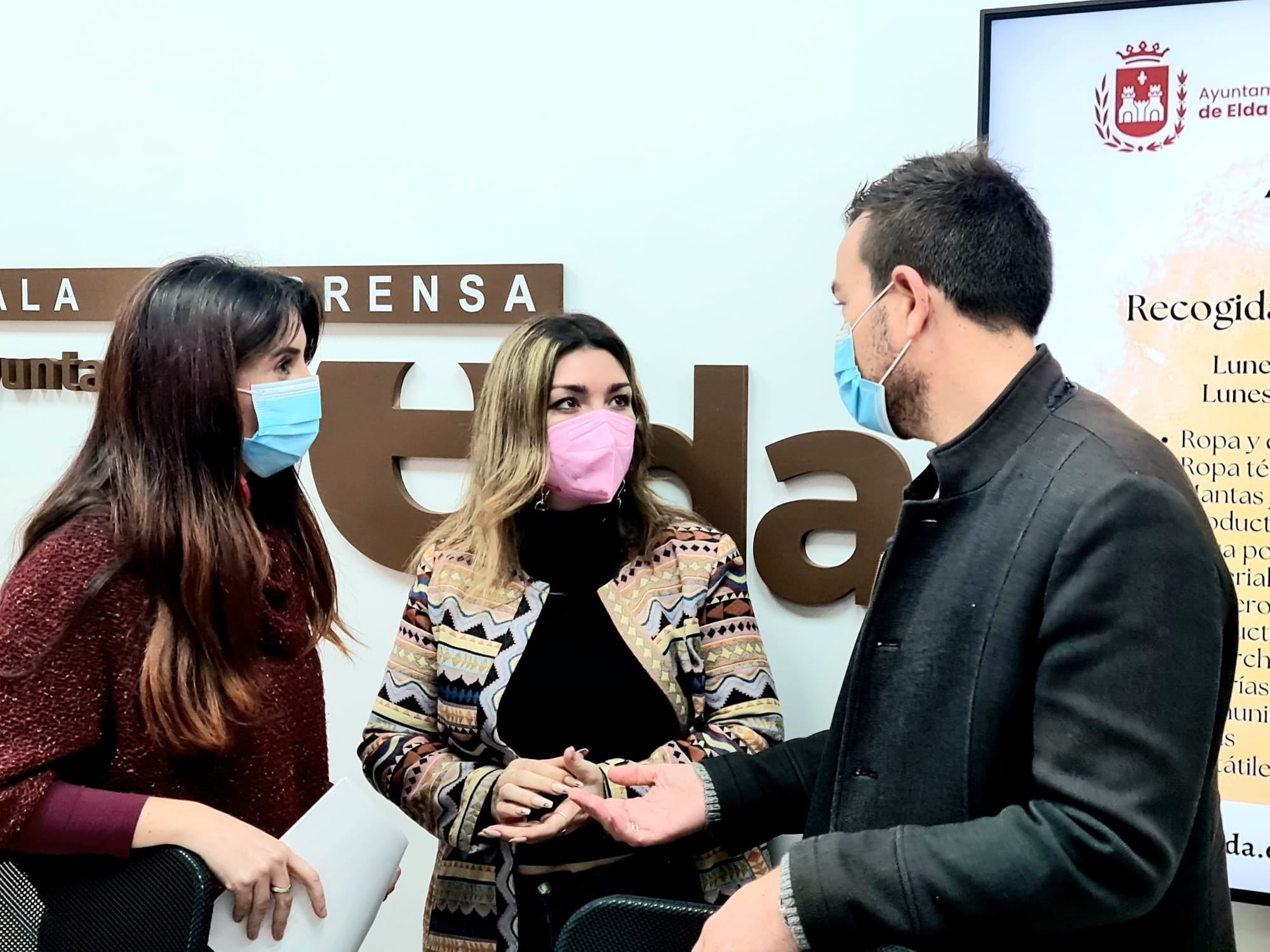 Concejales del equipo de gobierno de Elda tras la elaboración del protocolo