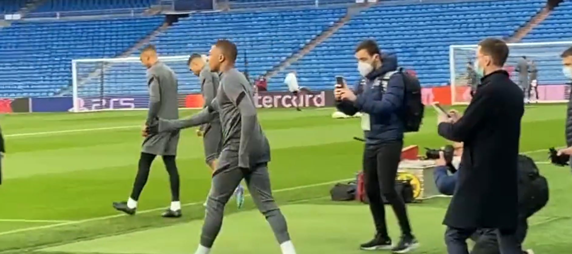 Mbappé, a su salida al Bernabéu