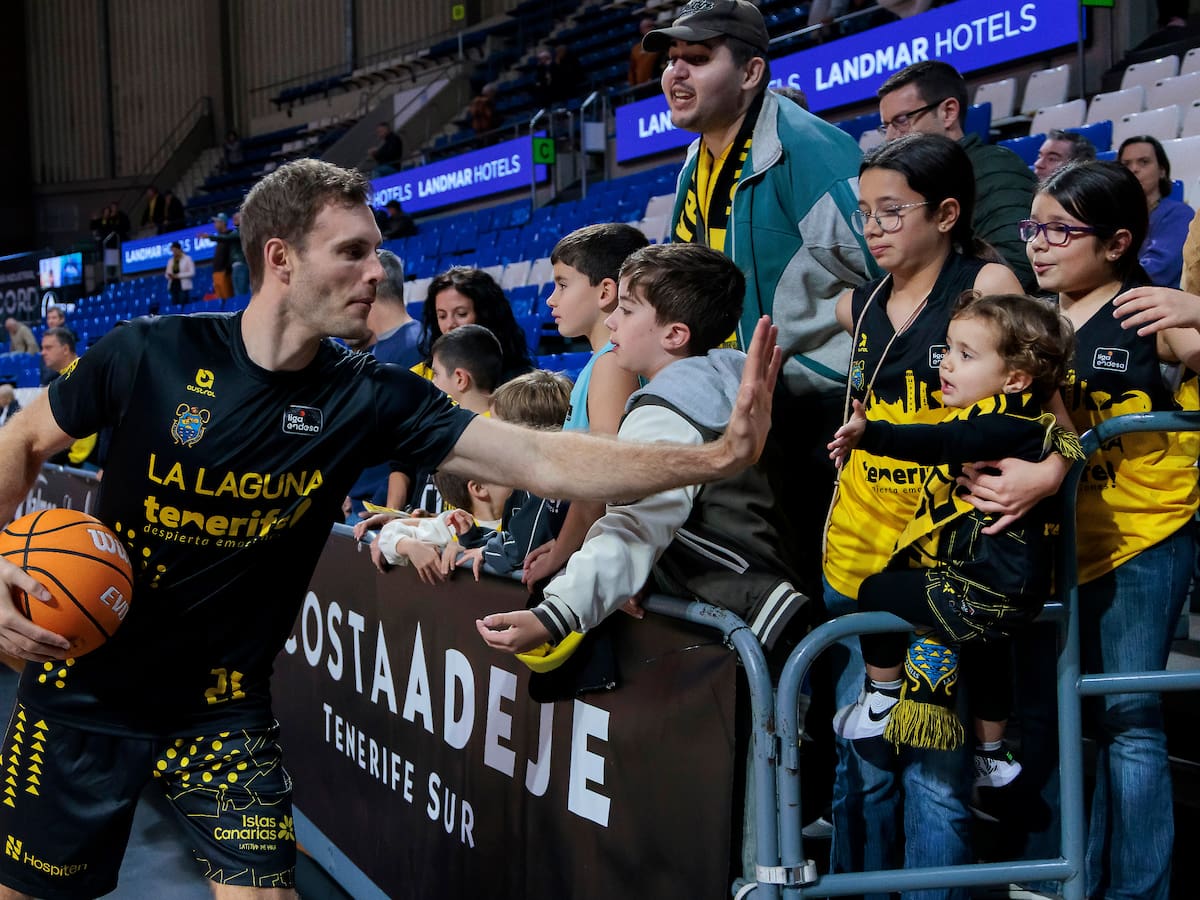 La Laguna Tenerife gana en Barcelona y estará en la Copa: será su décima participación consecutiva