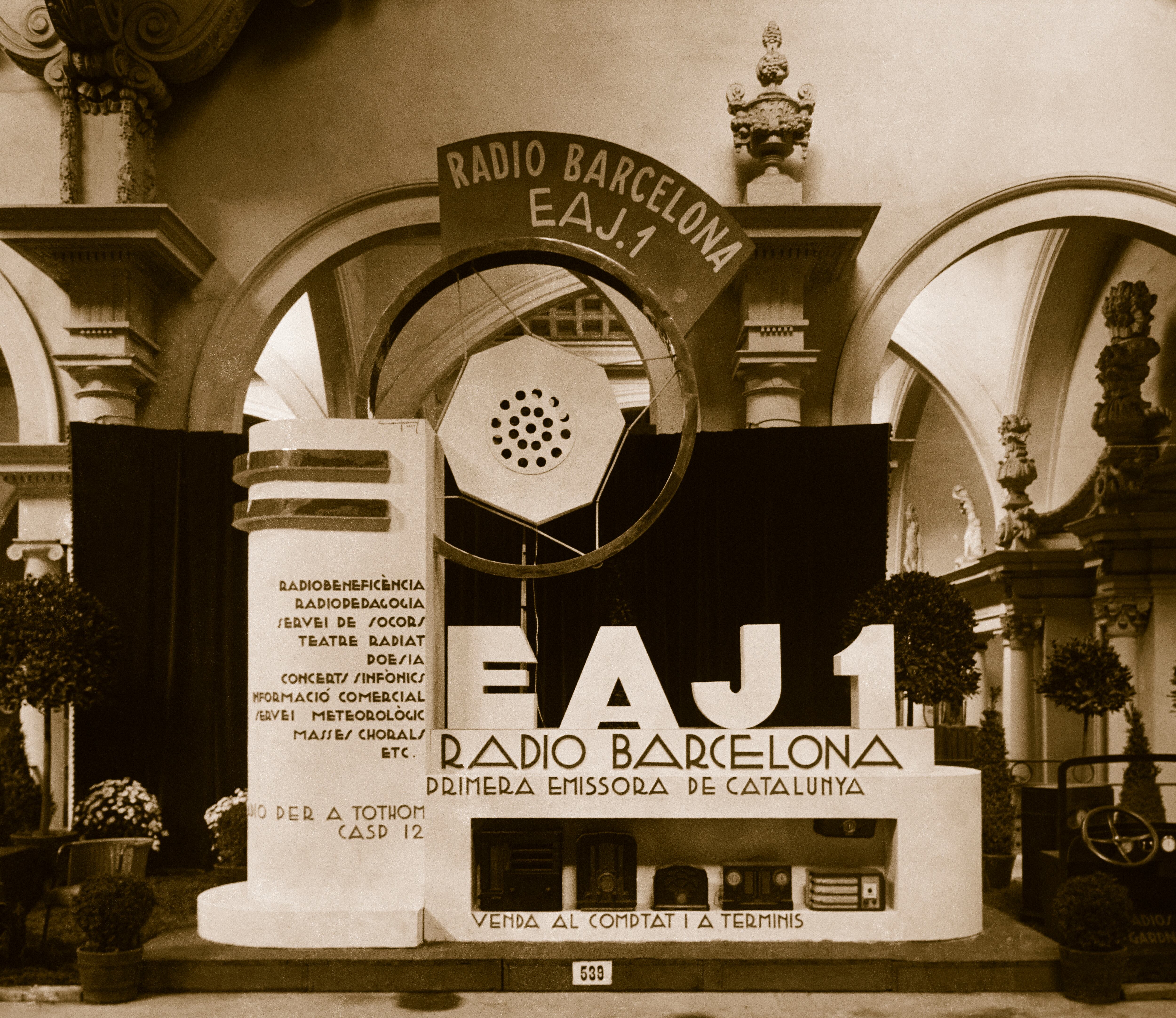 EAJ-1, Ràdio Barcelona