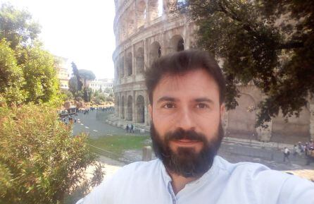 Jesús Sánchez, en una foto de archivo, delante del Coliseo romano