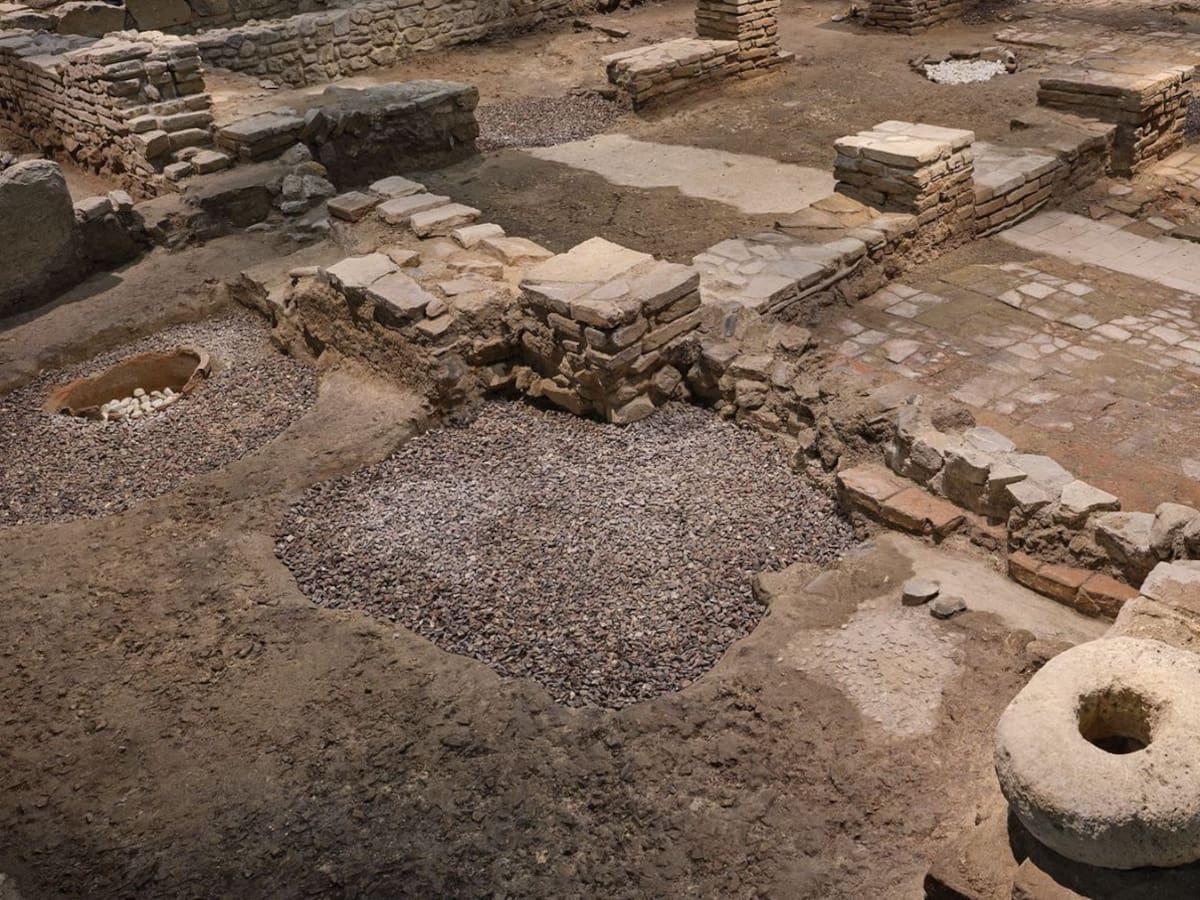El museo Thyssen de Málaga abre al público la factoría romana de salazones descubierta en su subsuelo