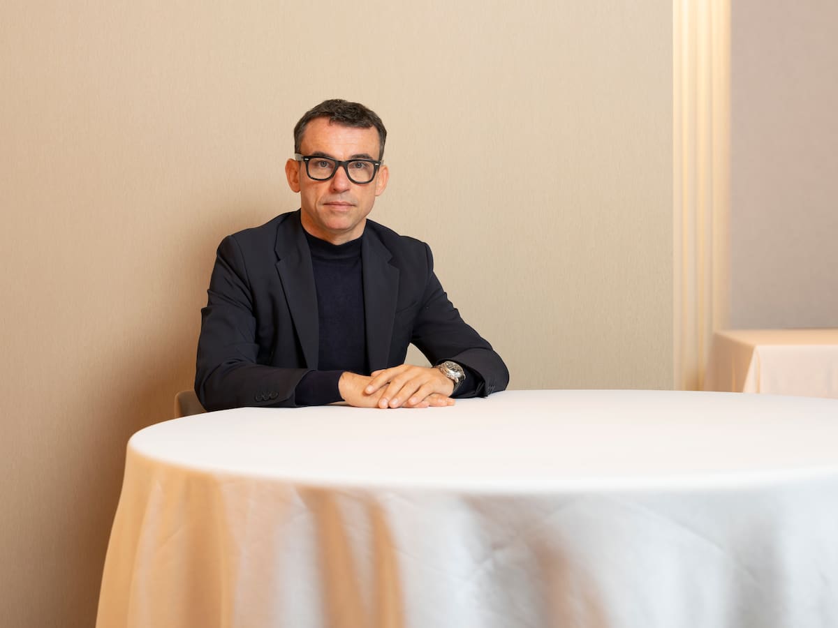 El 'camarero de las estrellas' sube su apuesta en Clos: ambición galáctica, despensa pomposa y ADN asturiano