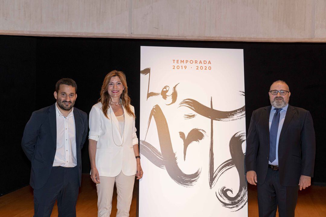 Vicent Marzà, conseller de Cultura en funciones, Susana Lloret, presidenta del patronato, y Jesús Iglesias, director artístico de Les Arts