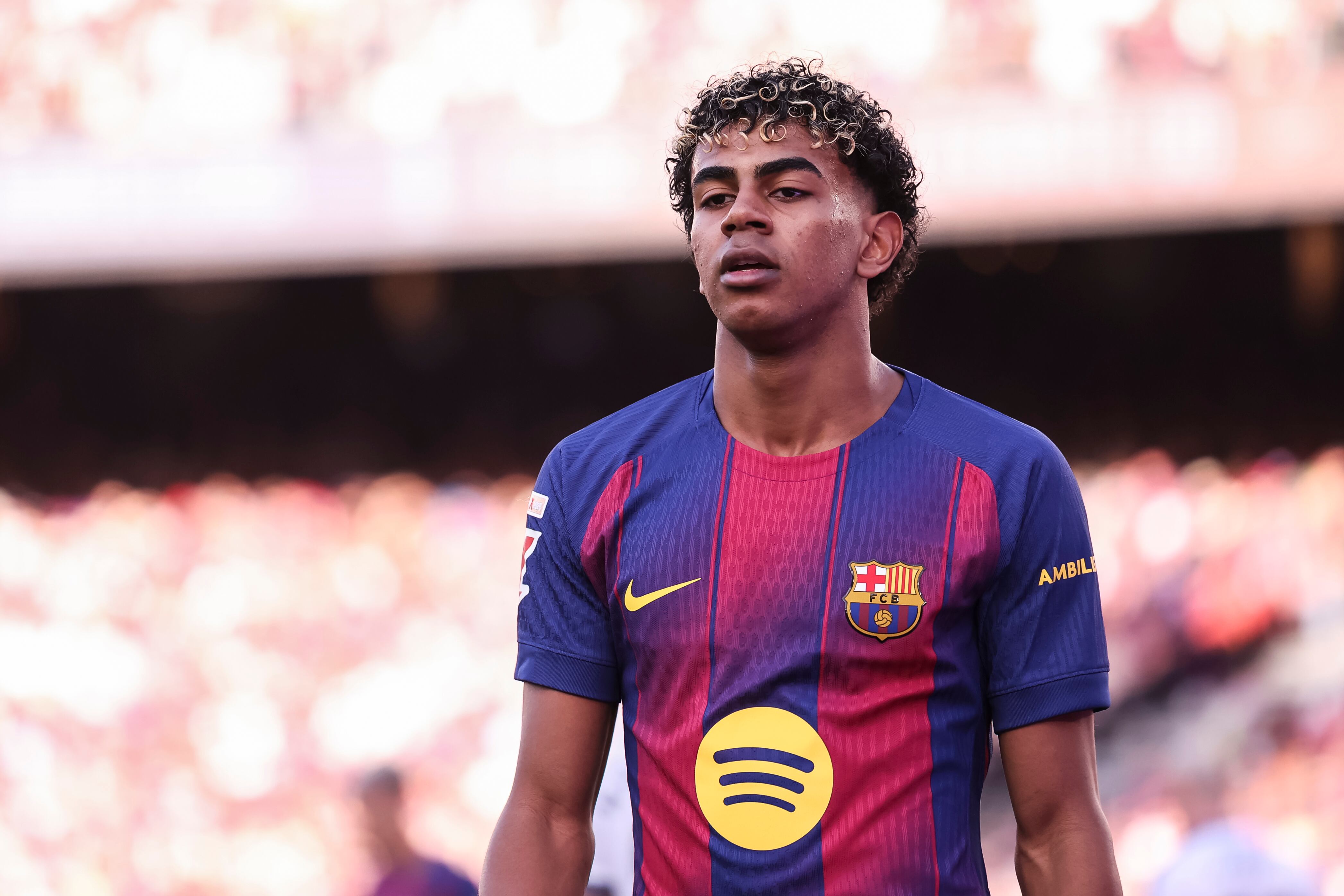 Lamine Yamal durante el partido frente al Levante en LaLiga