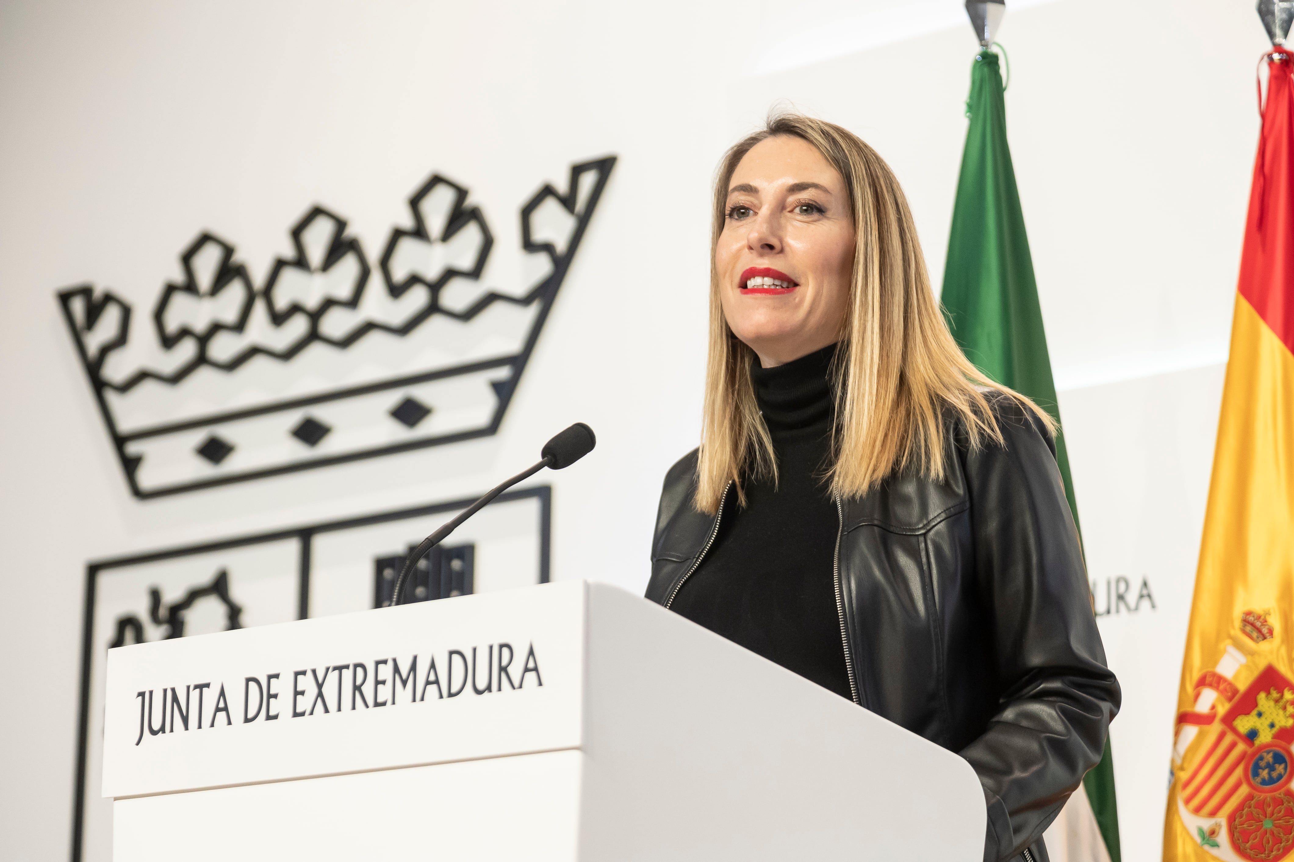 La presidenta de la Junta de Extremadura, María Guardiola